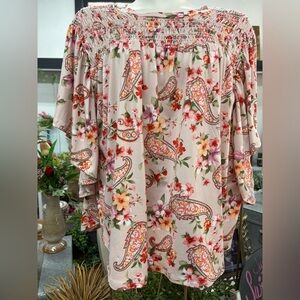 Chic Butterfly Sleeve Floral Paisley Top